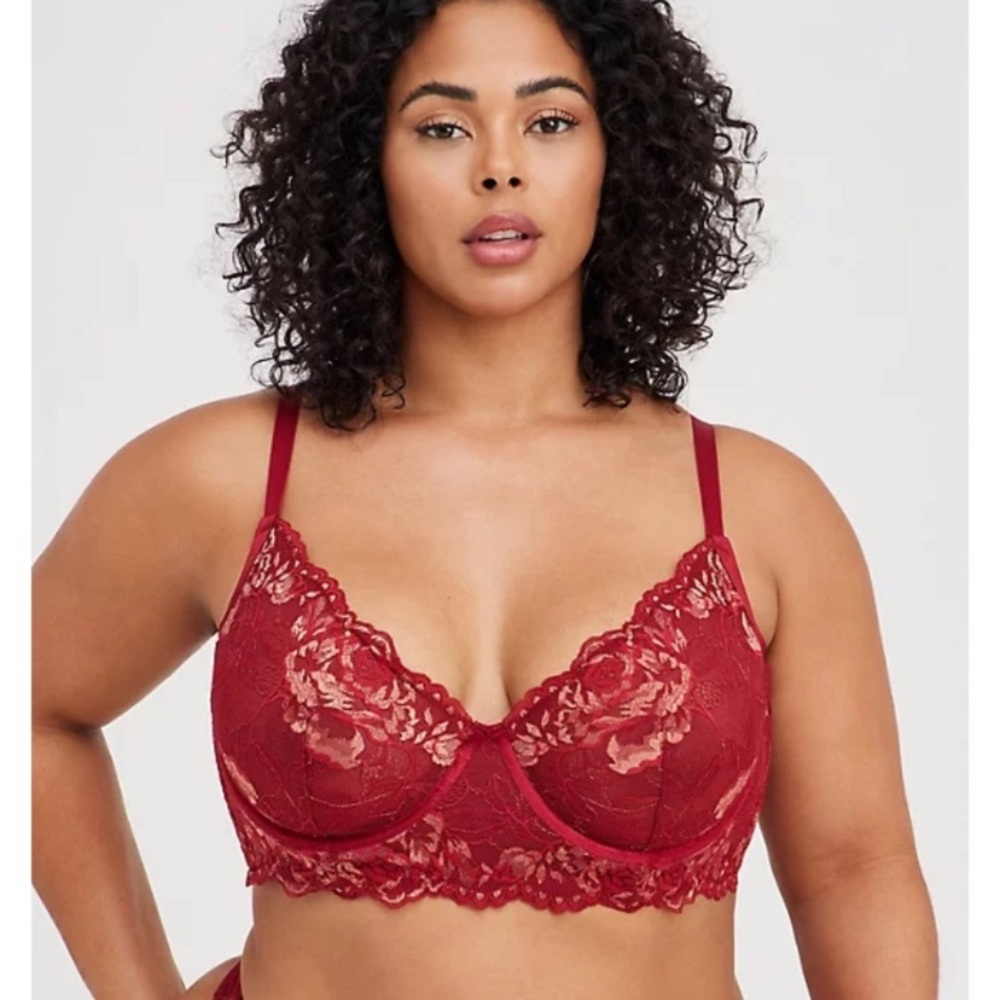 Torrid Size 1 Unlined Wired Red Lace and Gold Longline Bralette NWT